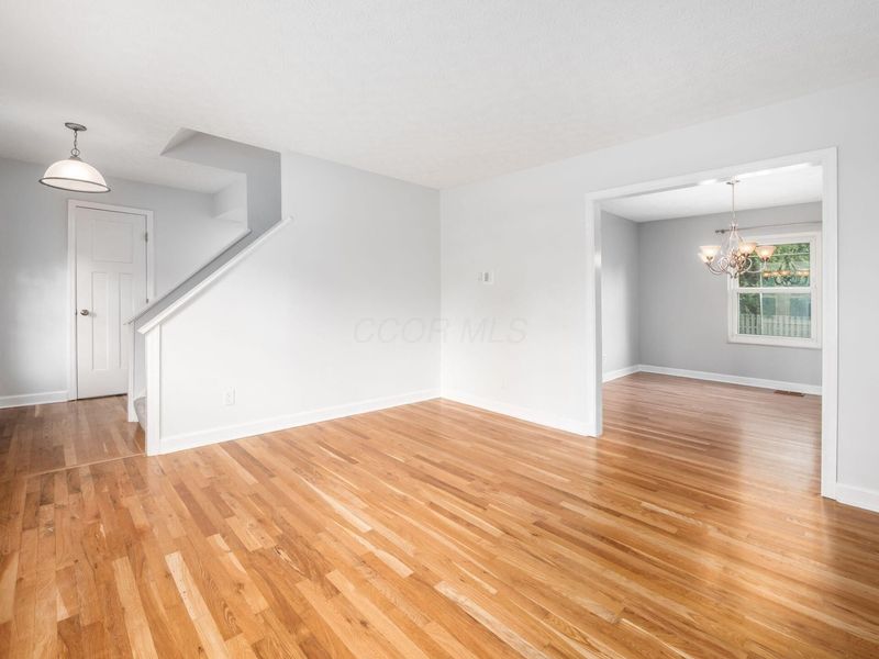 3800 Dinsmore Castle Drive , Columbus, OH 43221 Photo 4