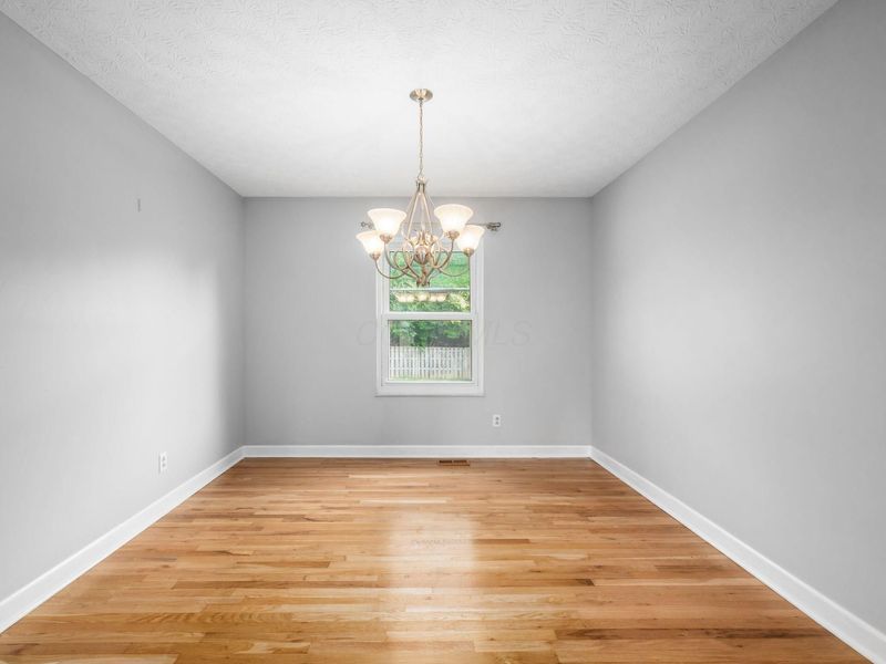 3800 Dinsmore Castle Drive , Columbus, OH 43221 Photo 6