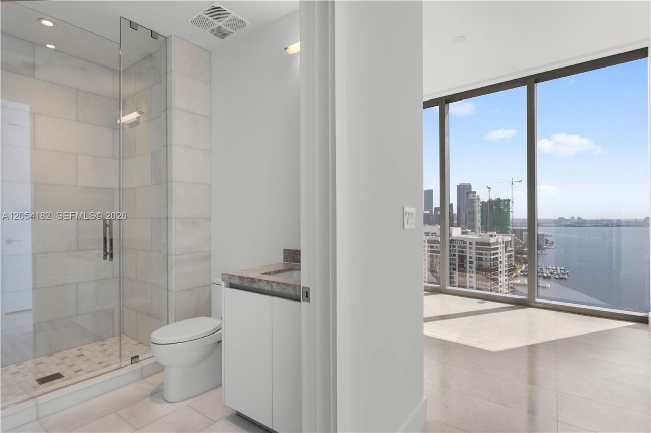 175 SE 25th Rd, Unit 2701, Miami, FL 33129 Photo