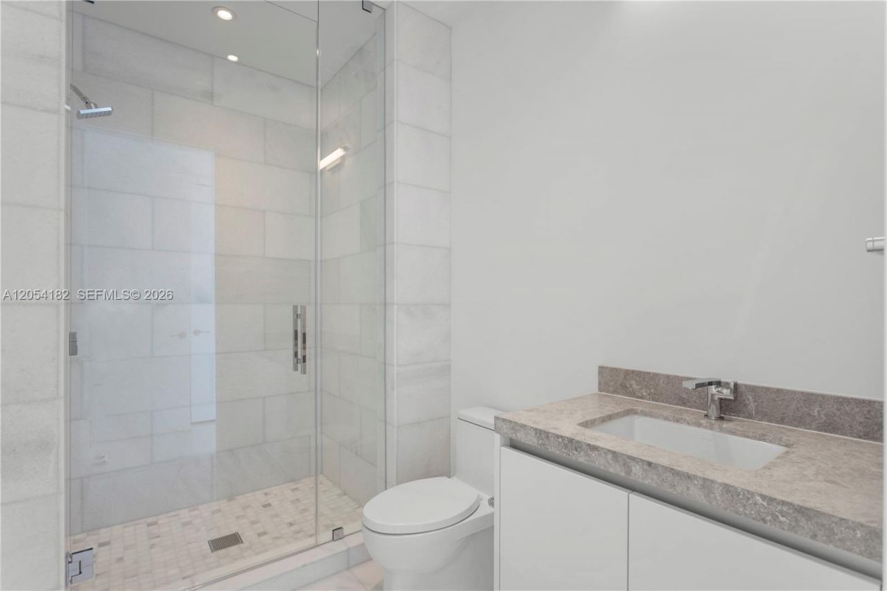 175 SE 25th Rd, Unit 2701, Miami, FL 33129 Photo