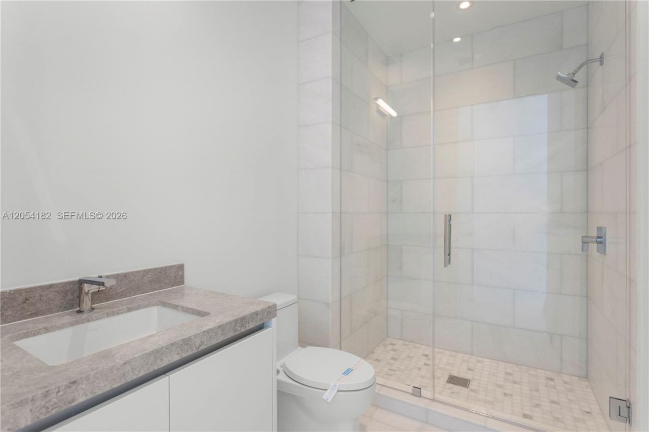 175 SE 25th Rd, Unit 2701, Miami, FL 33129 Photo