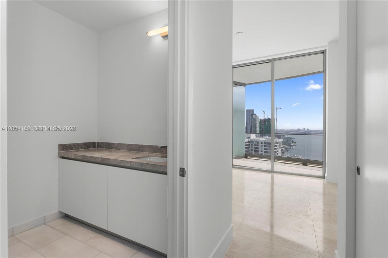 175 SE 25th Rd, Unit 2701, Miami, FL 33129 Photo