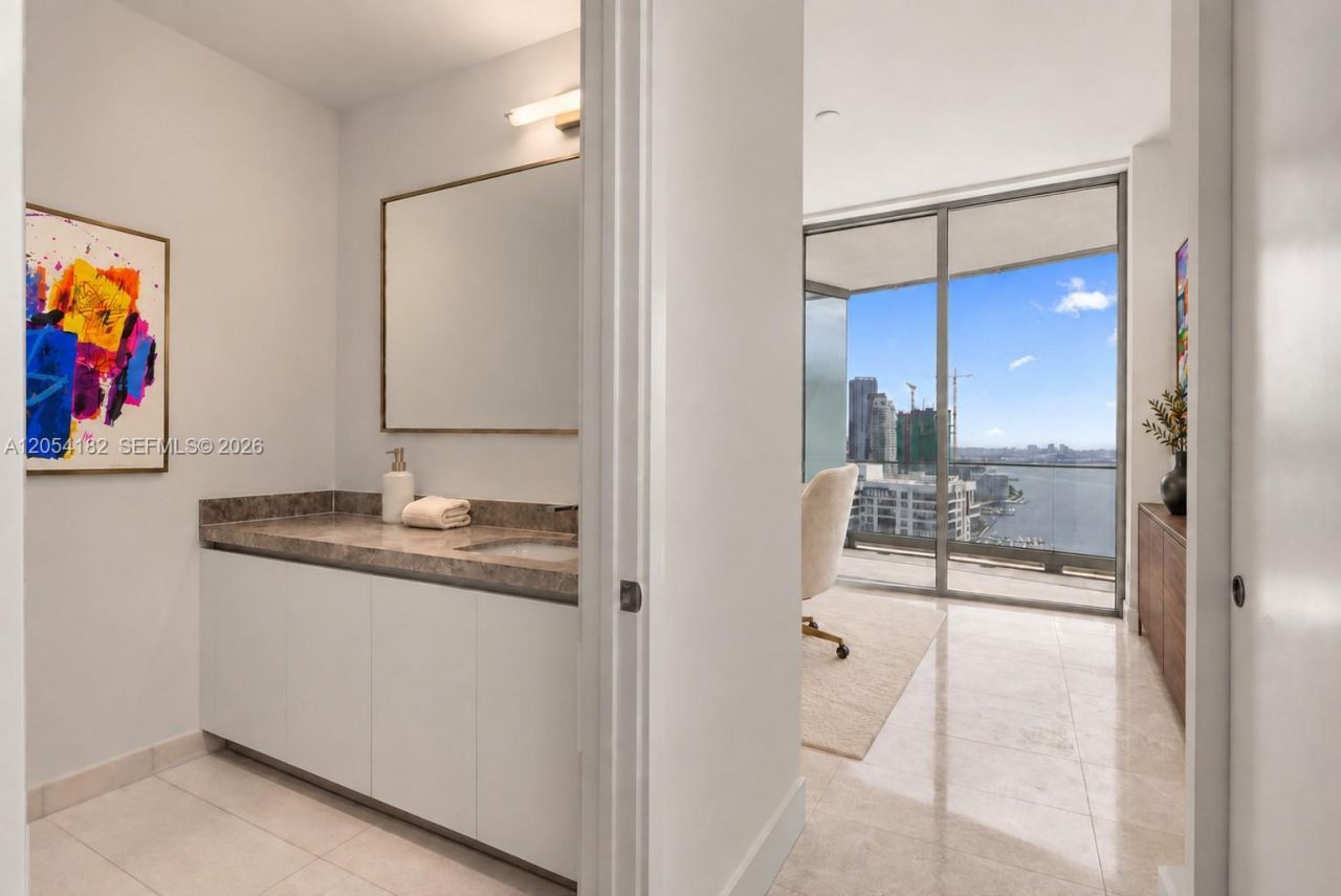 175 SE 25th Rd, Unit 2701, Miami, FL 33129 Photo