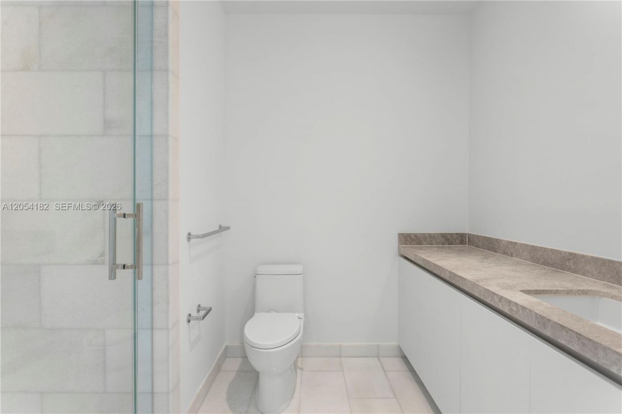 175 SE 25th Rd, Unit 2701, Miami, FL 33129 Photo