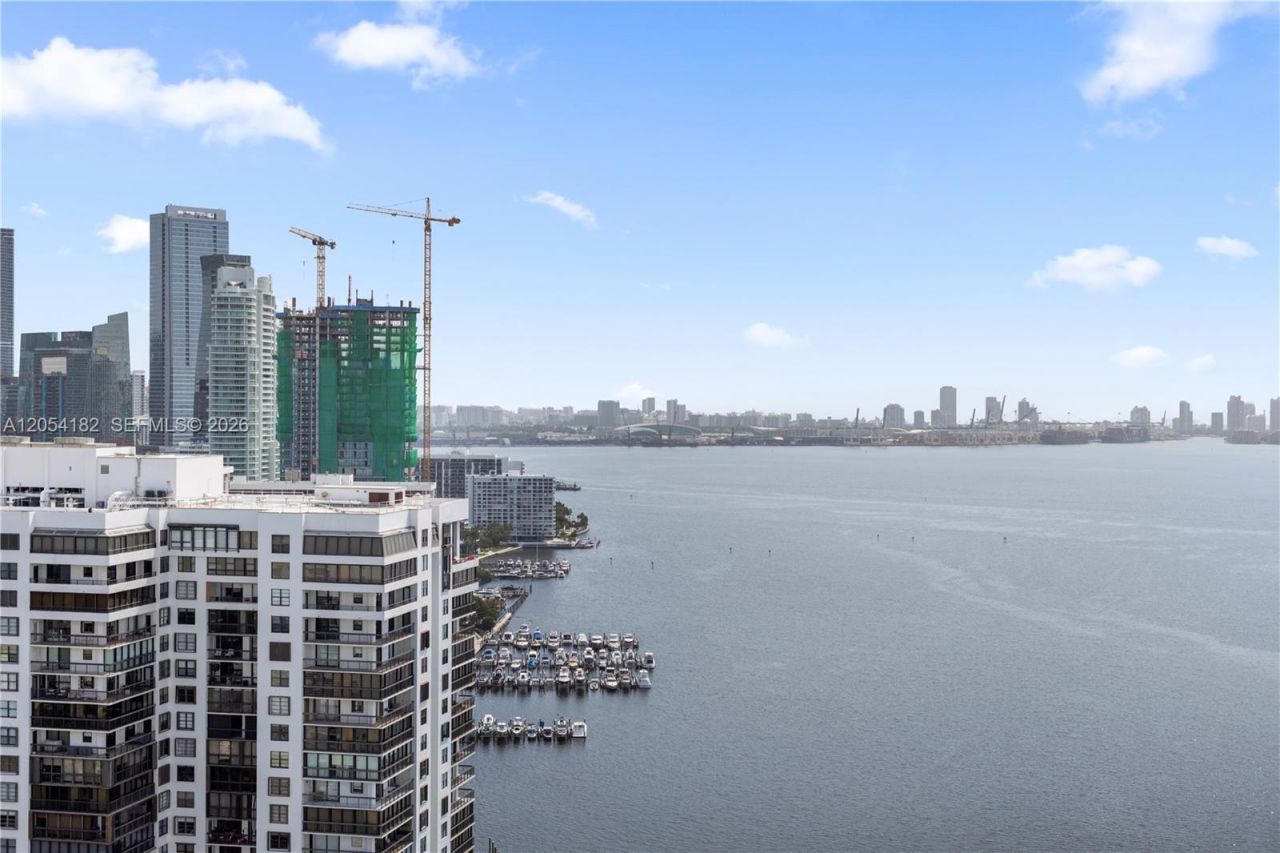 175 SE 25th Rd, Unit 2701, Miami, FL 33129 Photo