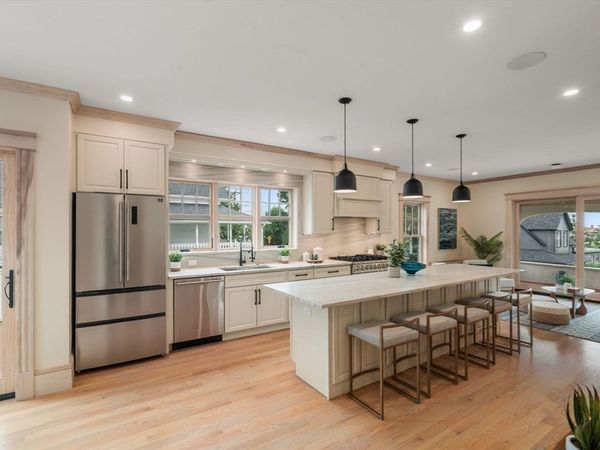 73 Main Street, Hull, MA 02045