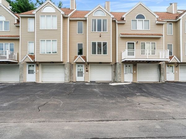 25 Tobey Rd, Unit 55, Dracut, MA 01826