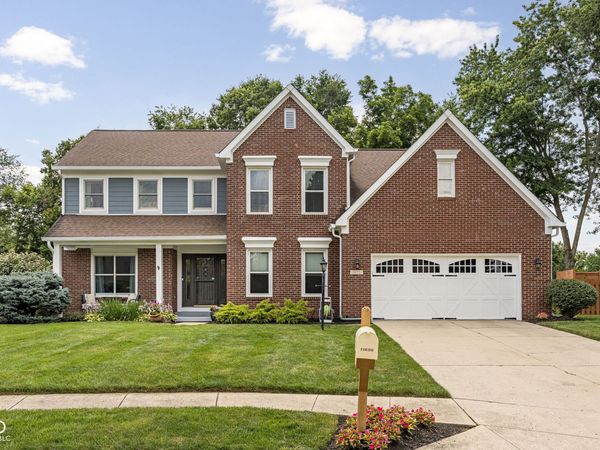 11620 Victoria Court, Carmel, IN 46033