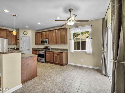 590 Little Sorrel Court, Reno, NV 89521 Photo