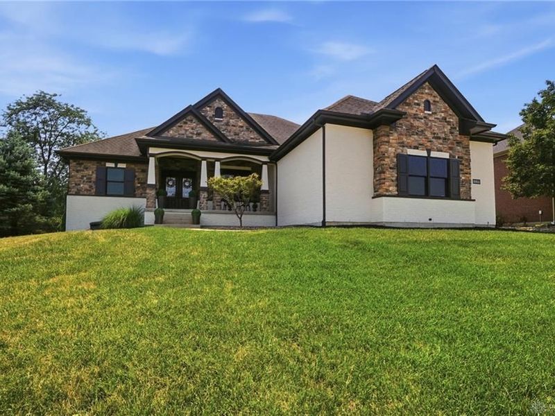 2611 Patrick Henry Drive, Beavercreek Township, OH 45434 Photo 2