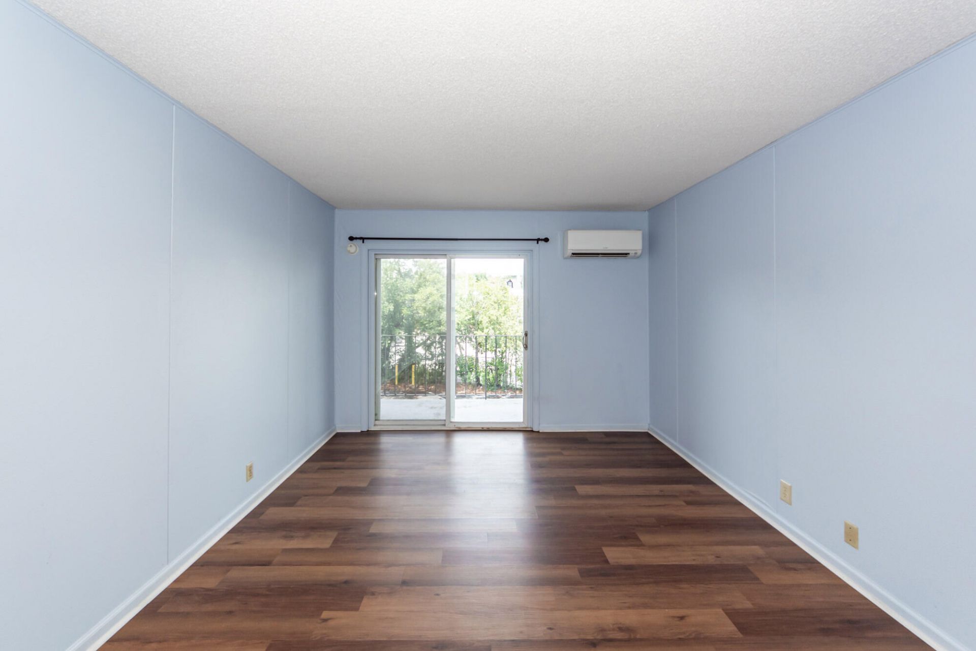 259 E Bay Photo 6