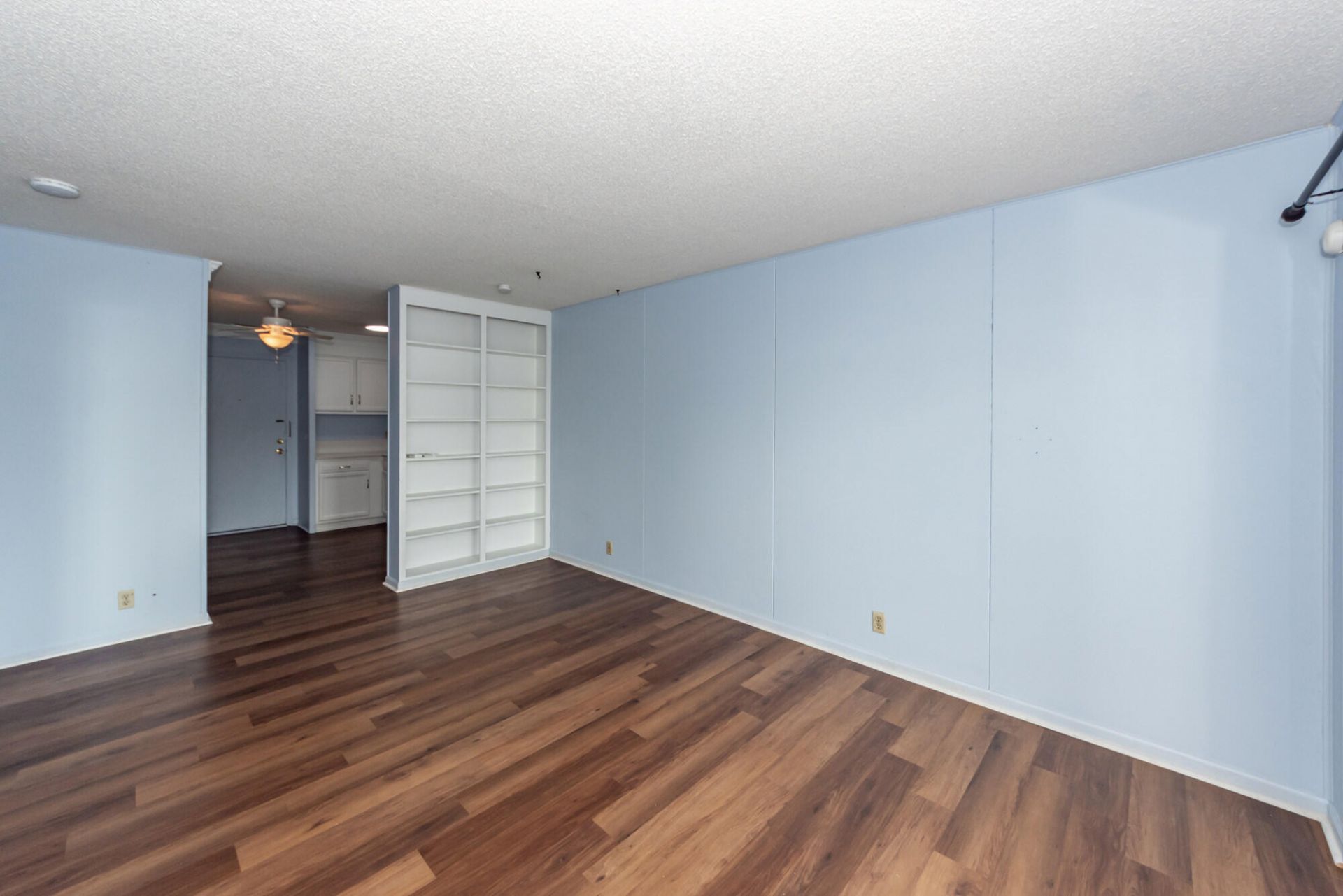 259 E Bay Photo 8