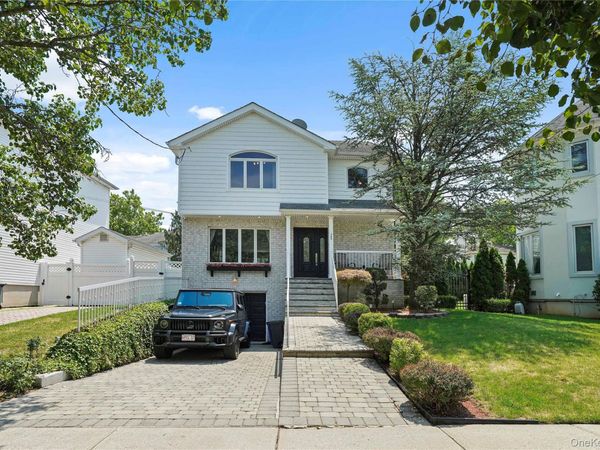 268 Ardsley Street, Staten Island, NY 10306