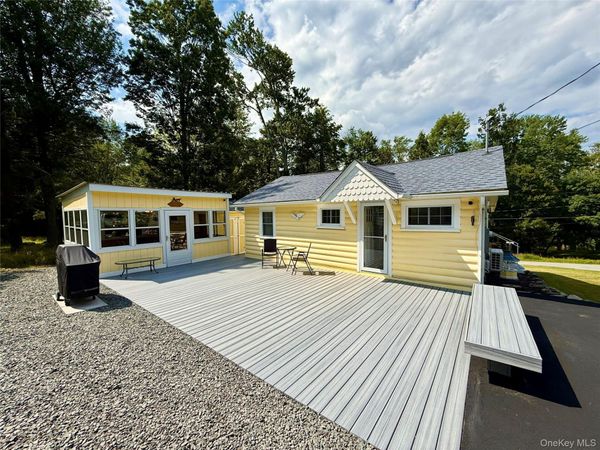 5 Liberty Place N, Smallwood, NY 12778