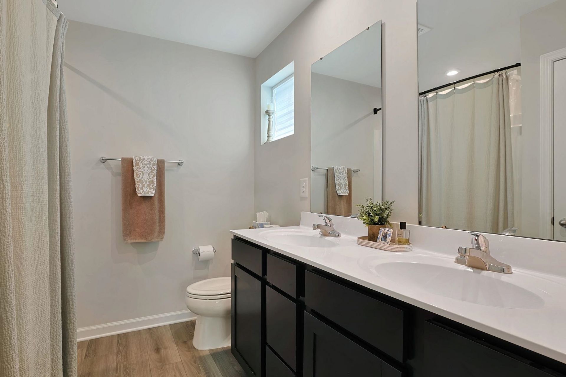 405 El Camino Dr.  Photo 16