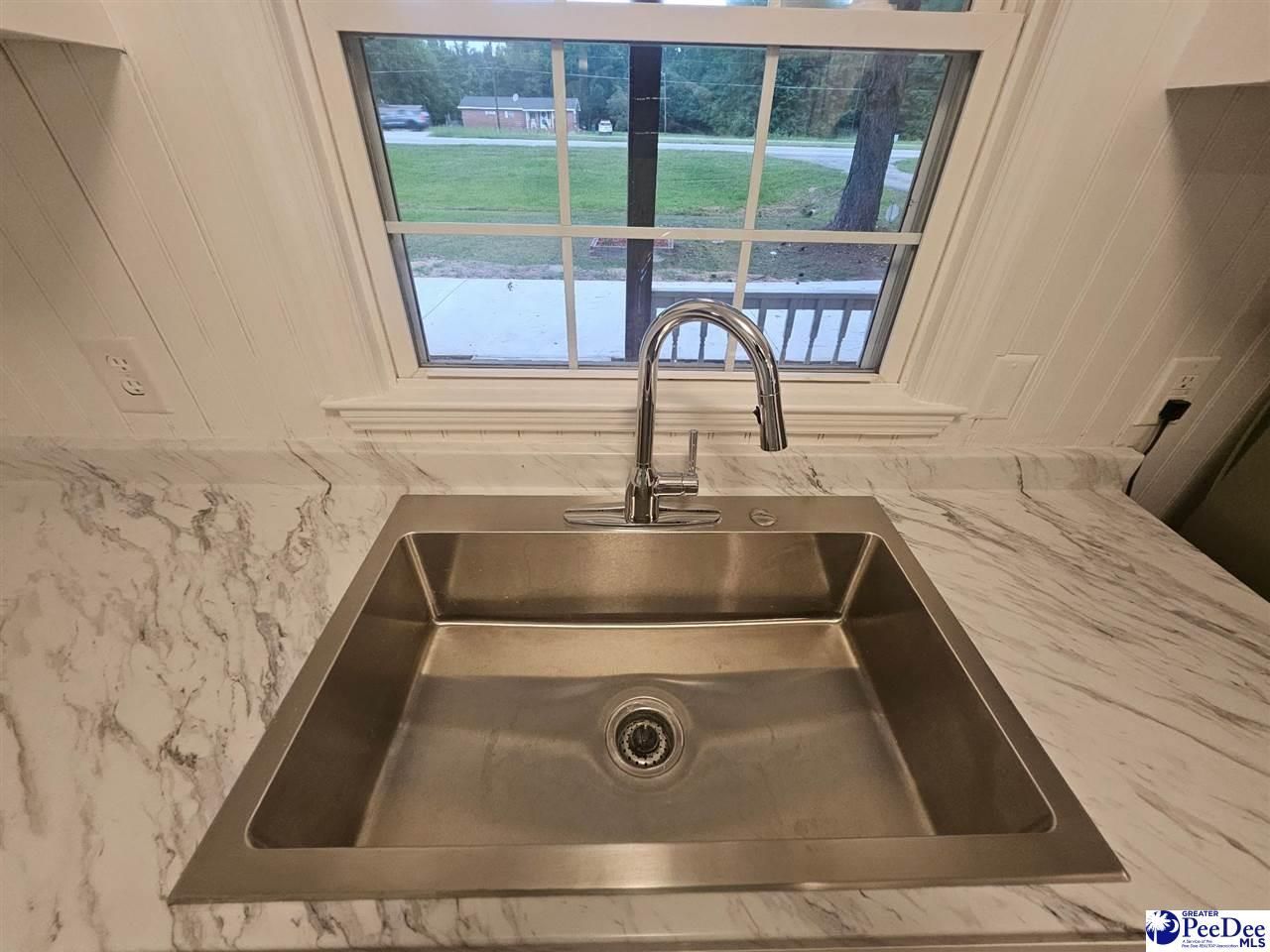 2109 W Hwy 76 Photo 11