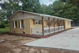 2109 W Hwy 76 photo 4