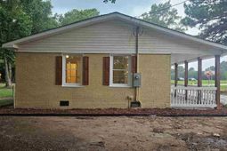 2109 W Hwy 76 photo 4