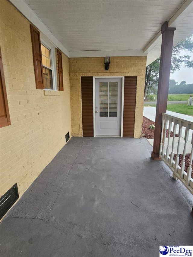 2109 W Hwy 76 Photo 6