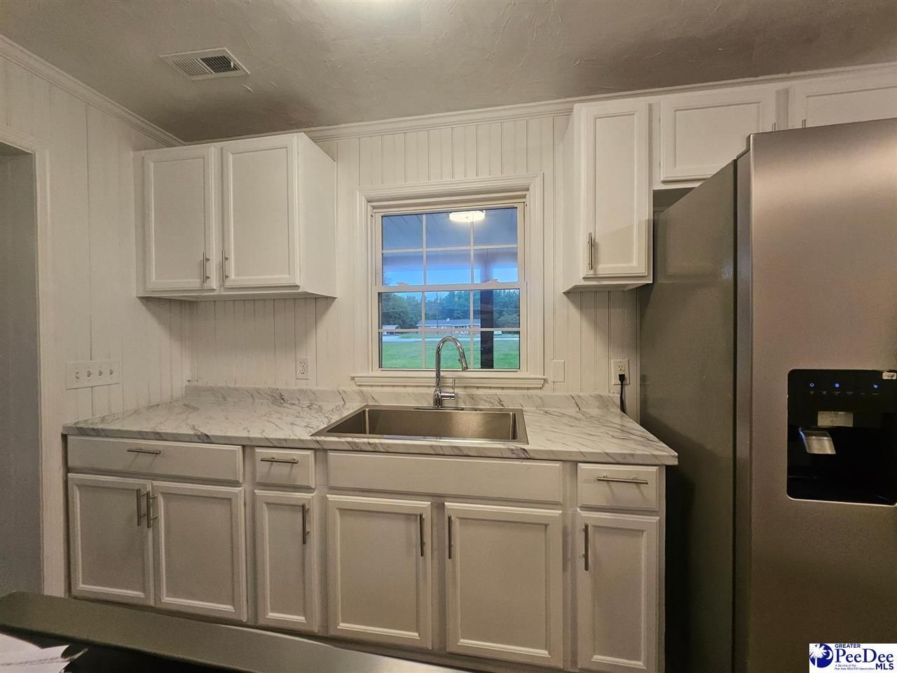 2109 W Hwy 76 Photo 9