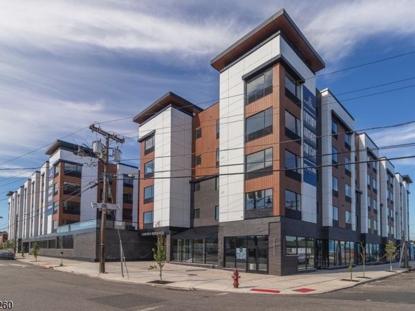 305 Pennsylvania Ave, Unit 203, Paterson, NJ 07503