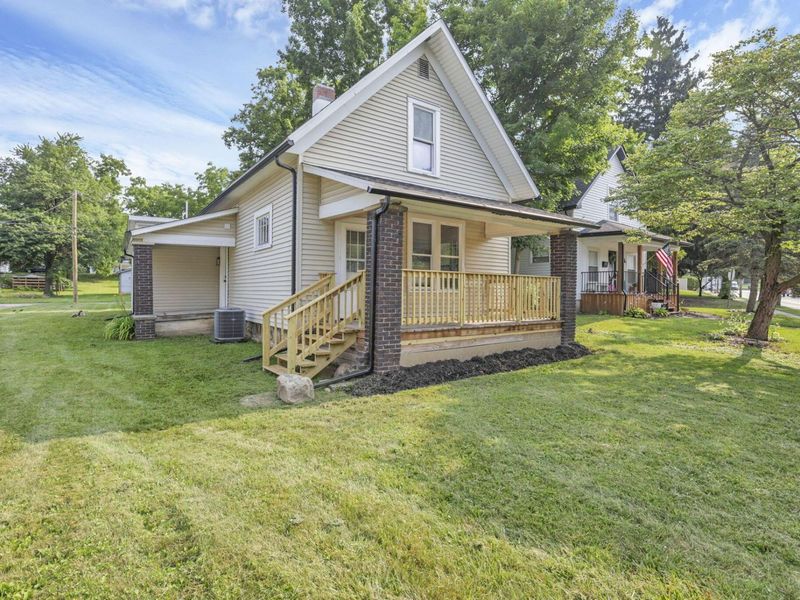 533 E Sandusky Avenue , Bellefontaine, OH 43311 Photo 2