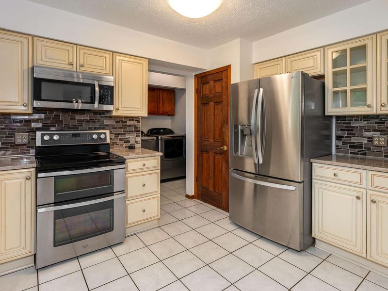 7252 Fox Den Court NW, Pickerington, OH 43147 Photo 12