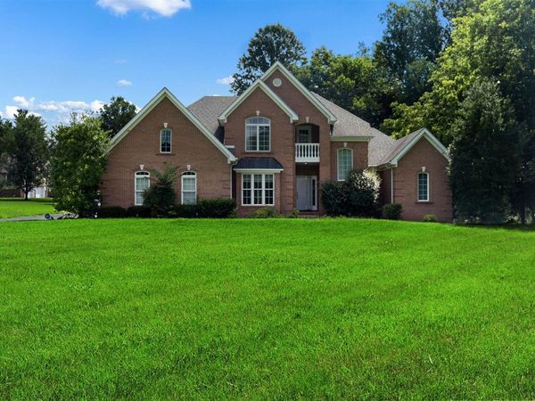 106 Tanglewood Drive , Glasgow, KY 42141
