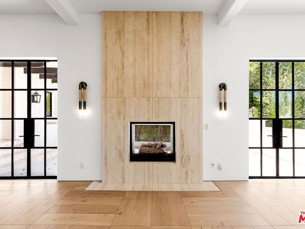 1001 Hanover Drive , Beverly Hills, CA 90210