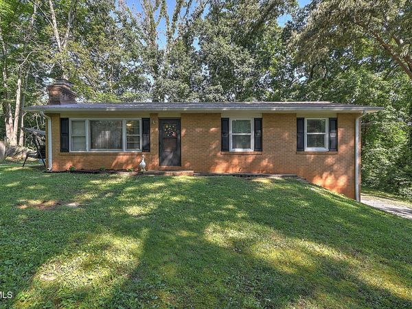 119 Lynnwood Drive, Gray, TN 37615