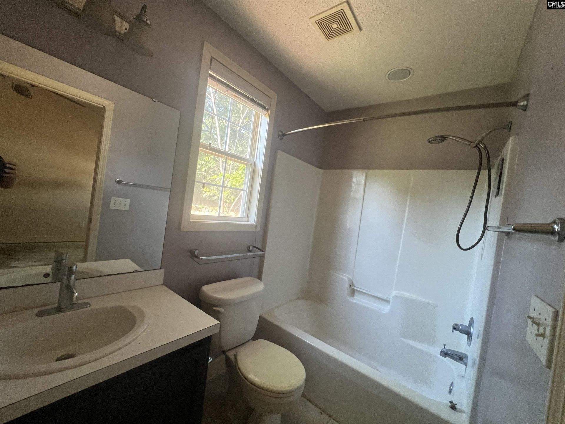 505 Burnside Drive  Photo 7