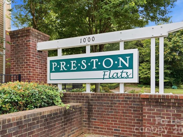 1000 E Woodlawn Road , Unit 216, Charlotte, NC 28209