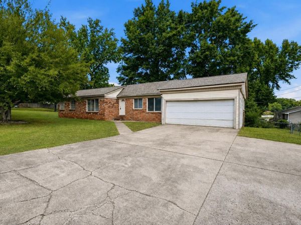1303 Overview Drive, Jacksonville, AR 72076