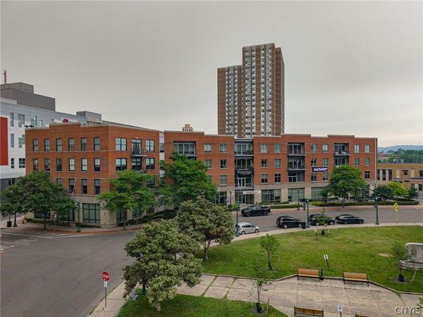 211 W Jefferson Street , Unit R302, Syracuse, NY 13202