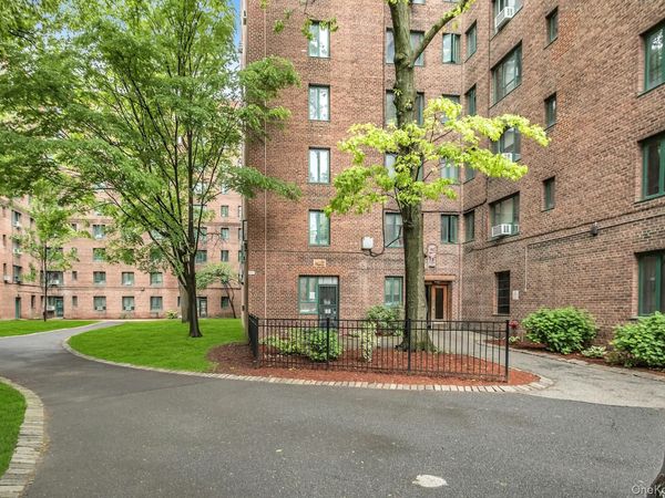 1579 Metropolitan Avenue , Unit 3B, Bronx, NY 10462
