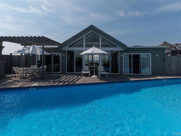 59 Gale Avenue , Seaview, NY 11770