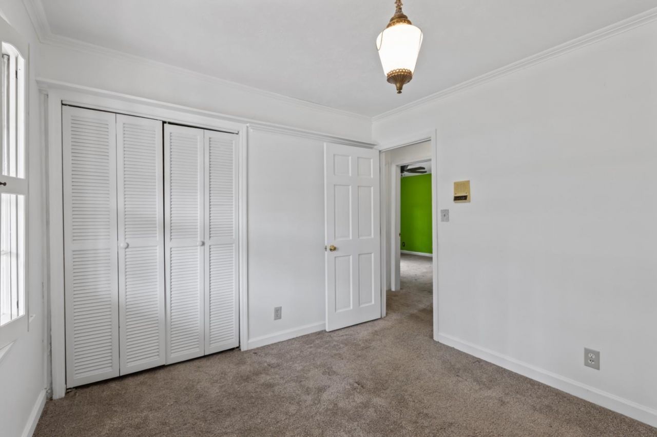 302 W Raft St.  Photo 28