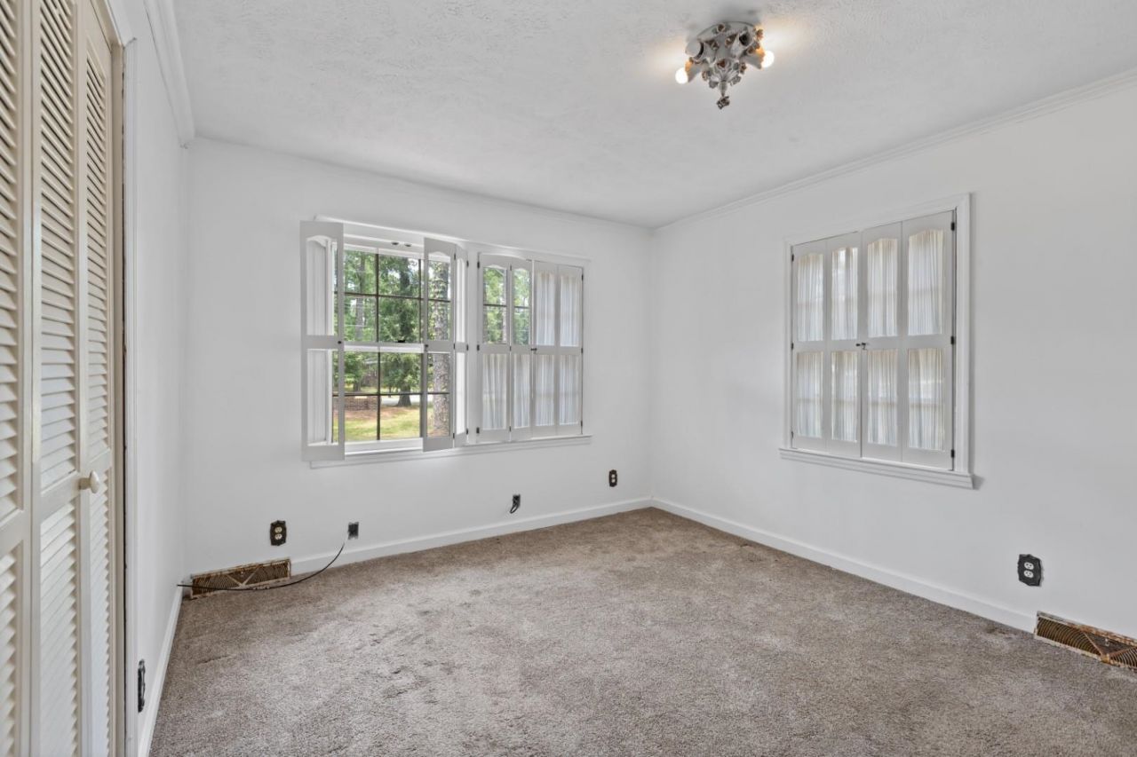 302 W Raft St.  Photo 29