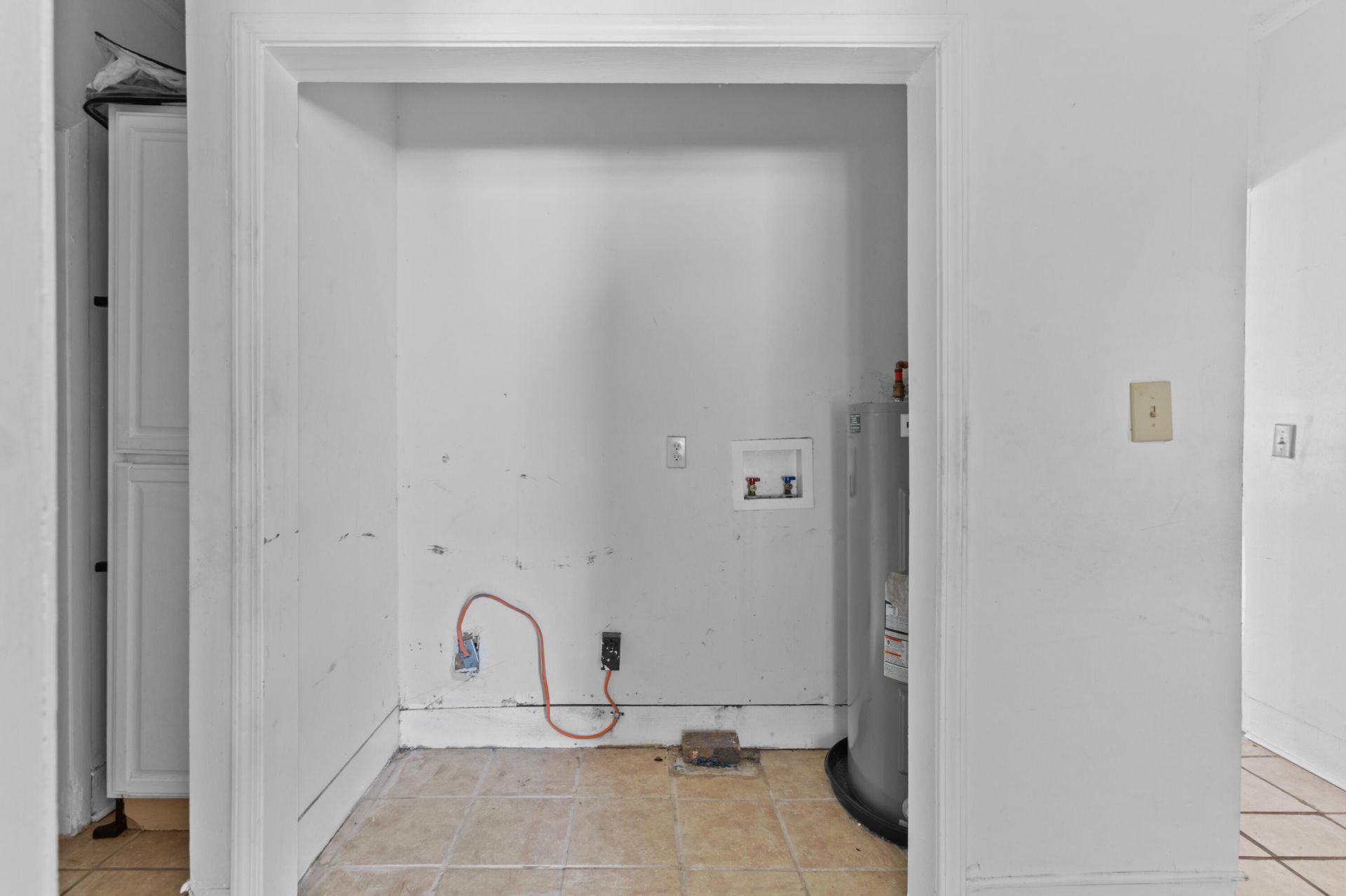 214 Dutton Street Photo 18