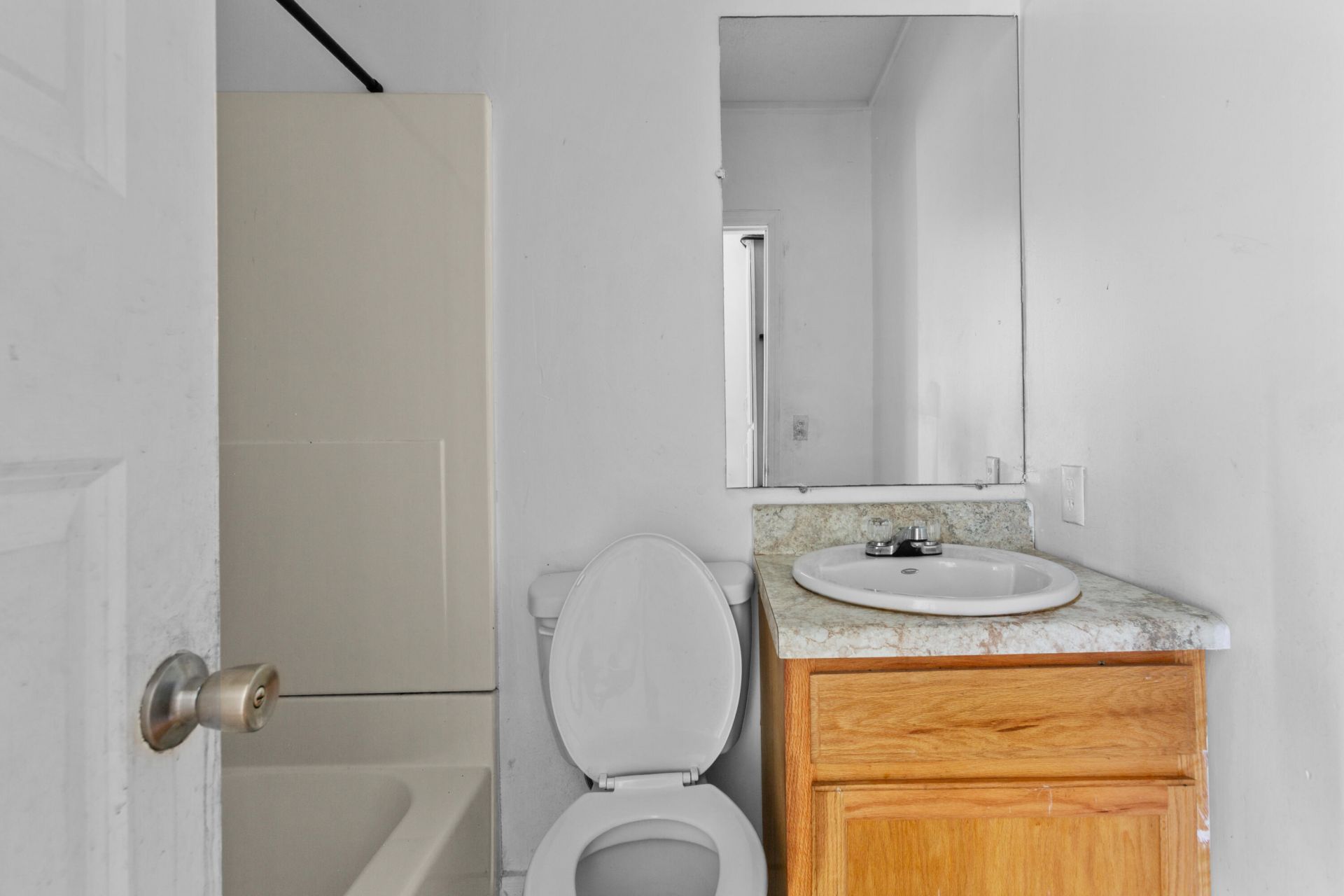 214 Dutton Street Photo 20