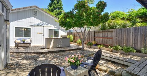 427 Parker Dr, Folsom, CA 95630 Photo