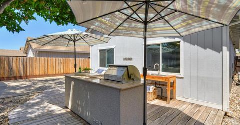 427 Parker Dr, Folsom, CA 95630 Photo