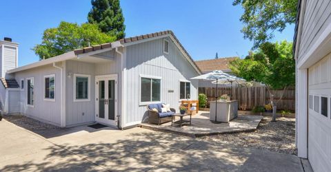 427 Parker Dr, Folsom, CA 95630 Photo