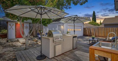 427 Parker Dr, Folsom, CA 95630 Photo