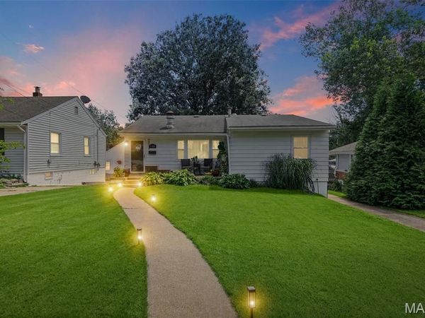 1103 DOUGLAS Street , Alton, IL 62002