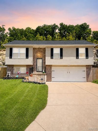 119 Country Club Parc Court , Imperial, MO 63052 Main Photo