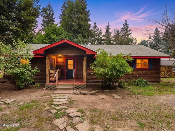 279 Tower Rd , Naples, ID 83847