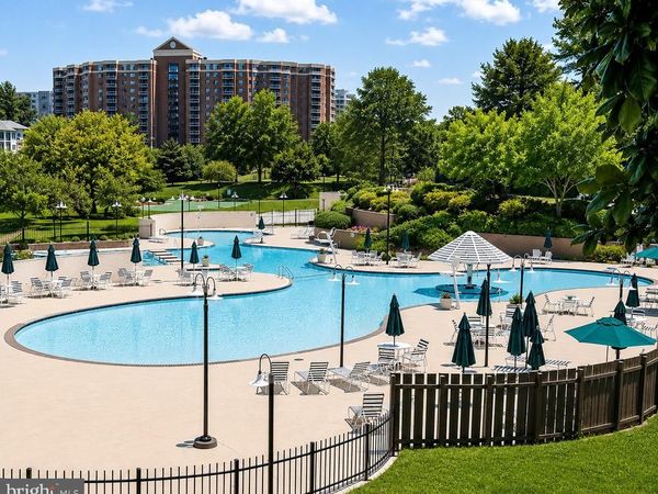 309 YOAKUM PARKWAY, Unit 204, ALEXANDRIA, VA 22304