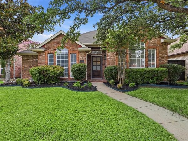 1760 Blackstone Drive, Carrollton, TX 75007