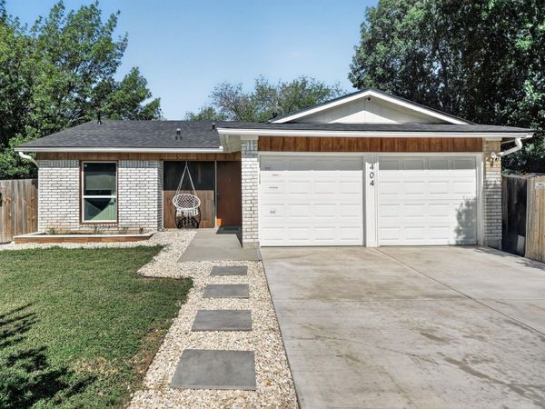 404 Las Cruces ST , Buda, TX 78610